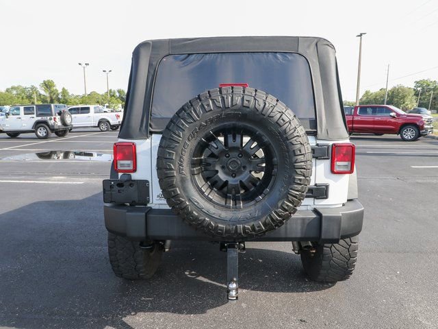 Used 2018 Jeep Wrangler Unlimited Sport w/ Connectivity Group image 8