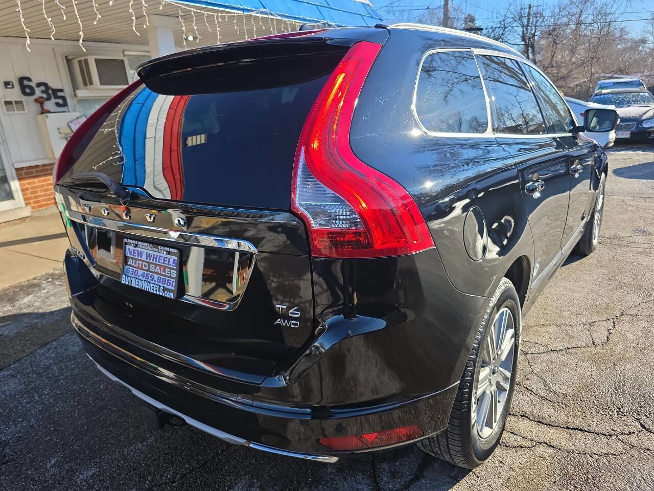 Used 2016 Volvo XC60 T6 w/ Protection Package image 26