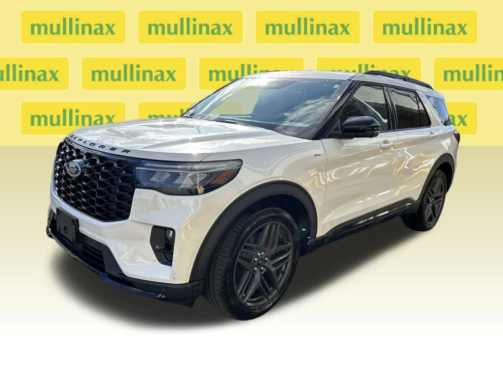 Certified 2025 Ford Explorer ST-Line w/ Premium Package image 6