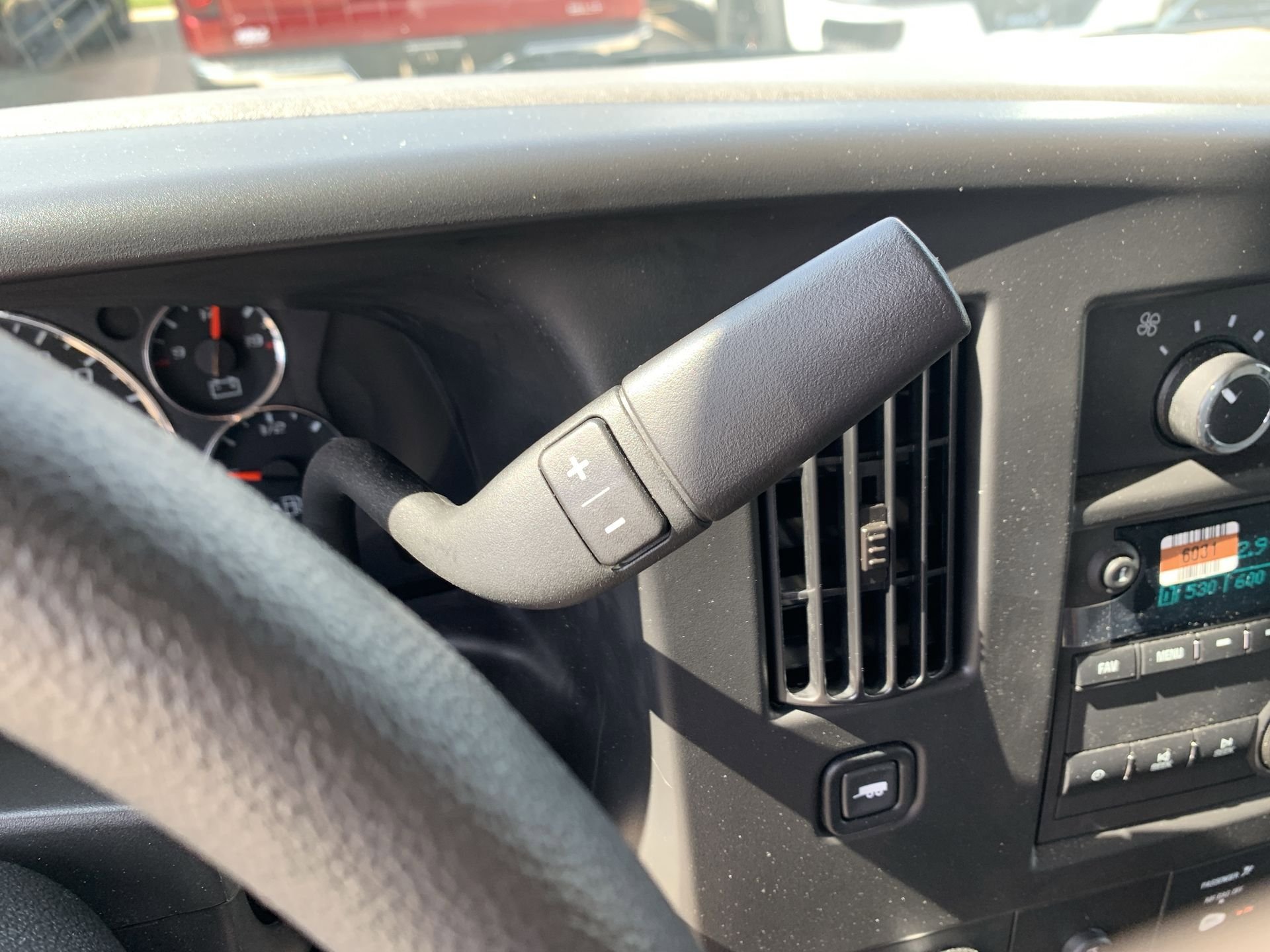 New 2025 GMC Savana 3500 Extended w/ Power Convenience Package RWD image 35