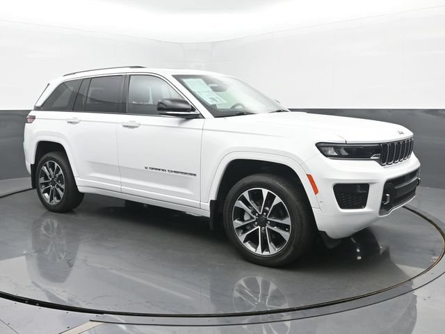 Used 2023 Jeep Grand Cherokee Overland AWD/4WD image 7