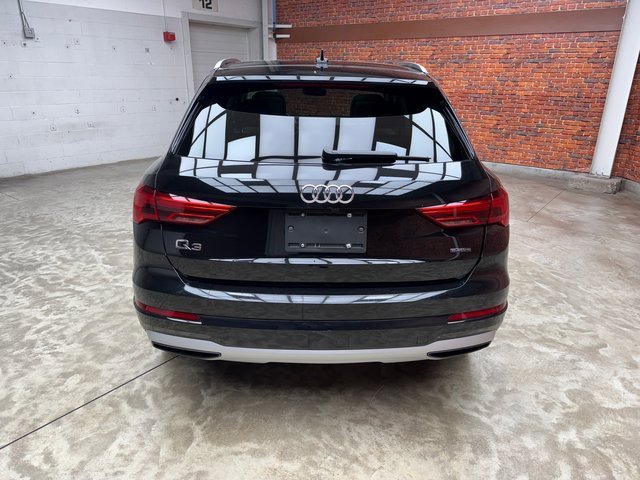 Used 2020 Audi Q3 2.0T Premium Plus w/ Premium Plus Package image 4