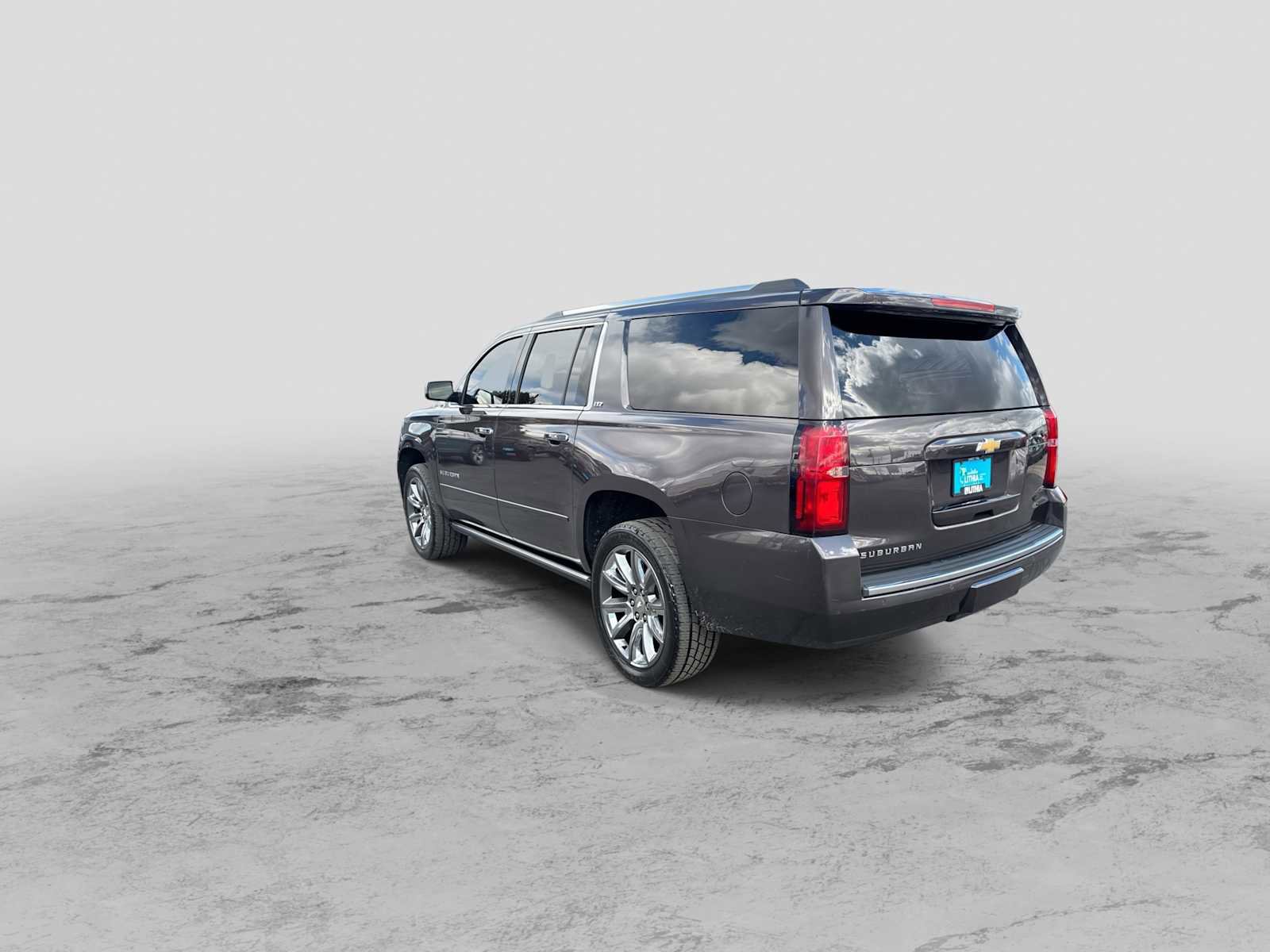 Used 2015 Chevrolet Suburban LTZ AWD/4WD image 6