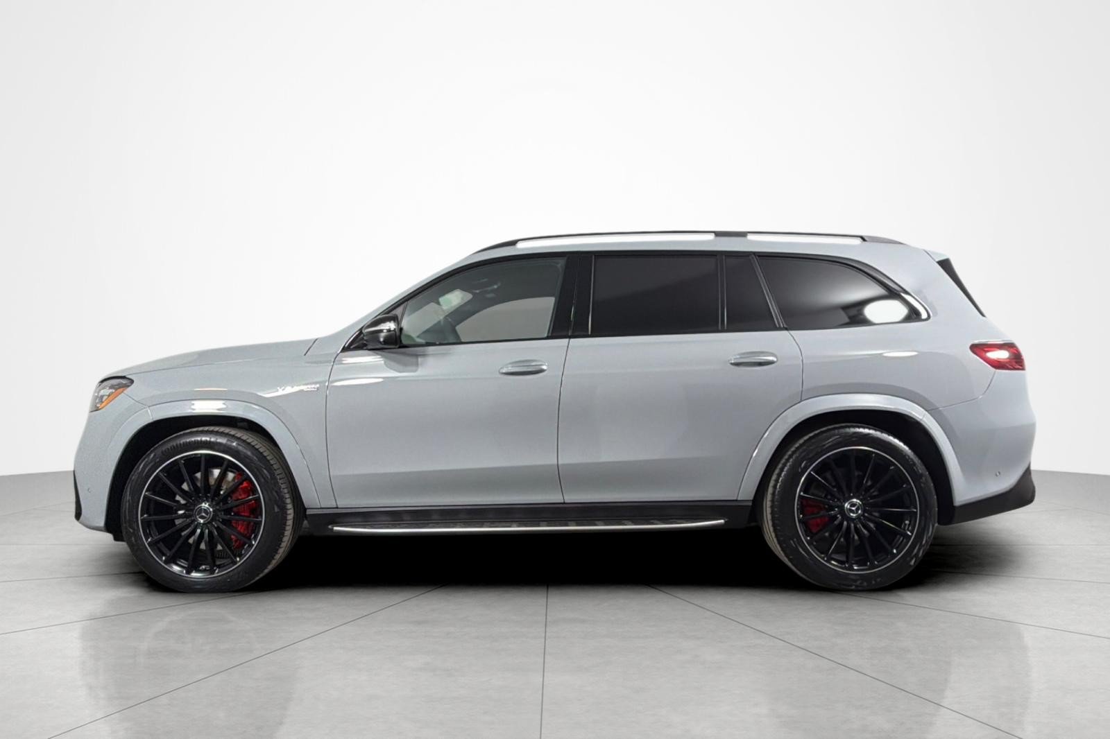 Used 2024 Mercedes-Benz GLS 63 AMG 4MATIC image 2