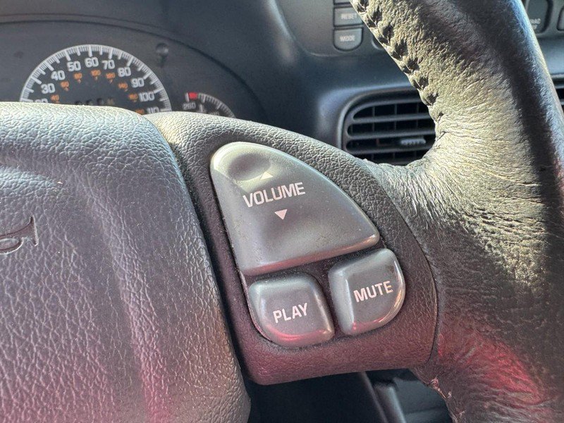 Used 1998 Pontiac Grand Prix GT w/ Opt Pkg FWD image 17