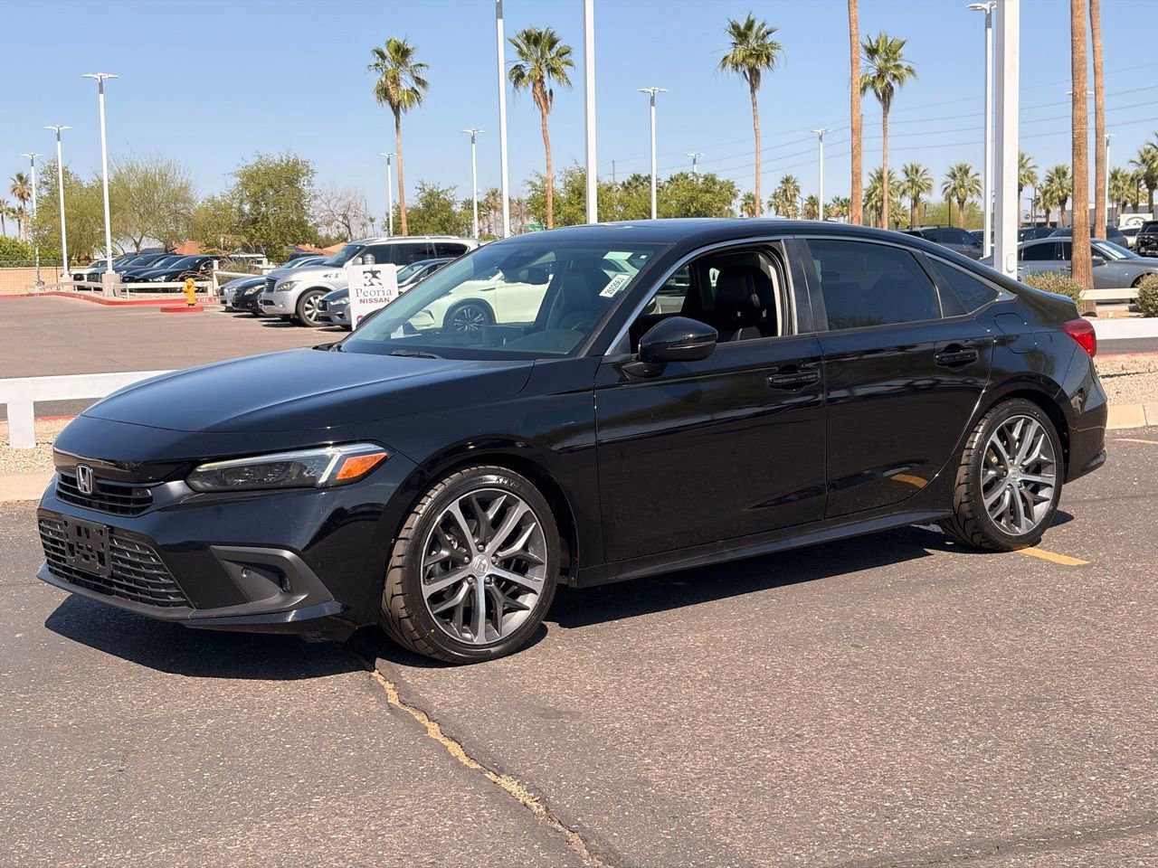 Used 2023 Honda Civic Touring image 2