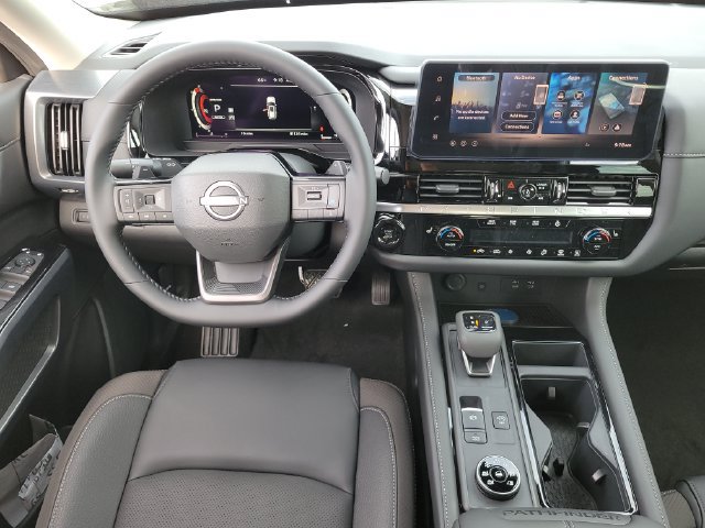 New 2026 Nissan Pathfinder SL AWD/4WD image 9
