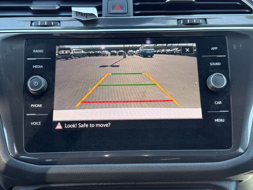 Used 2023 Volkswagen Tiguan SE image 24