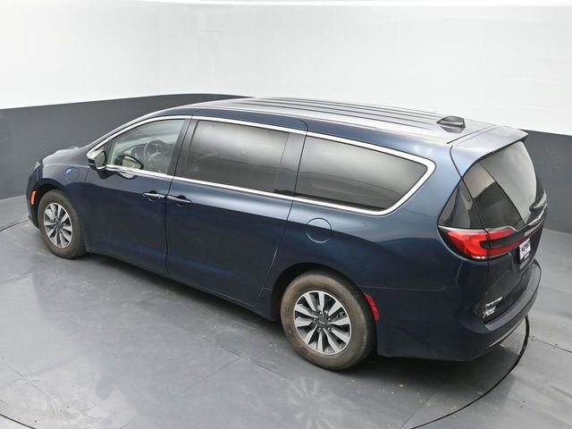 Used 2024 Chrysler Pacifica Limited FWD image 31