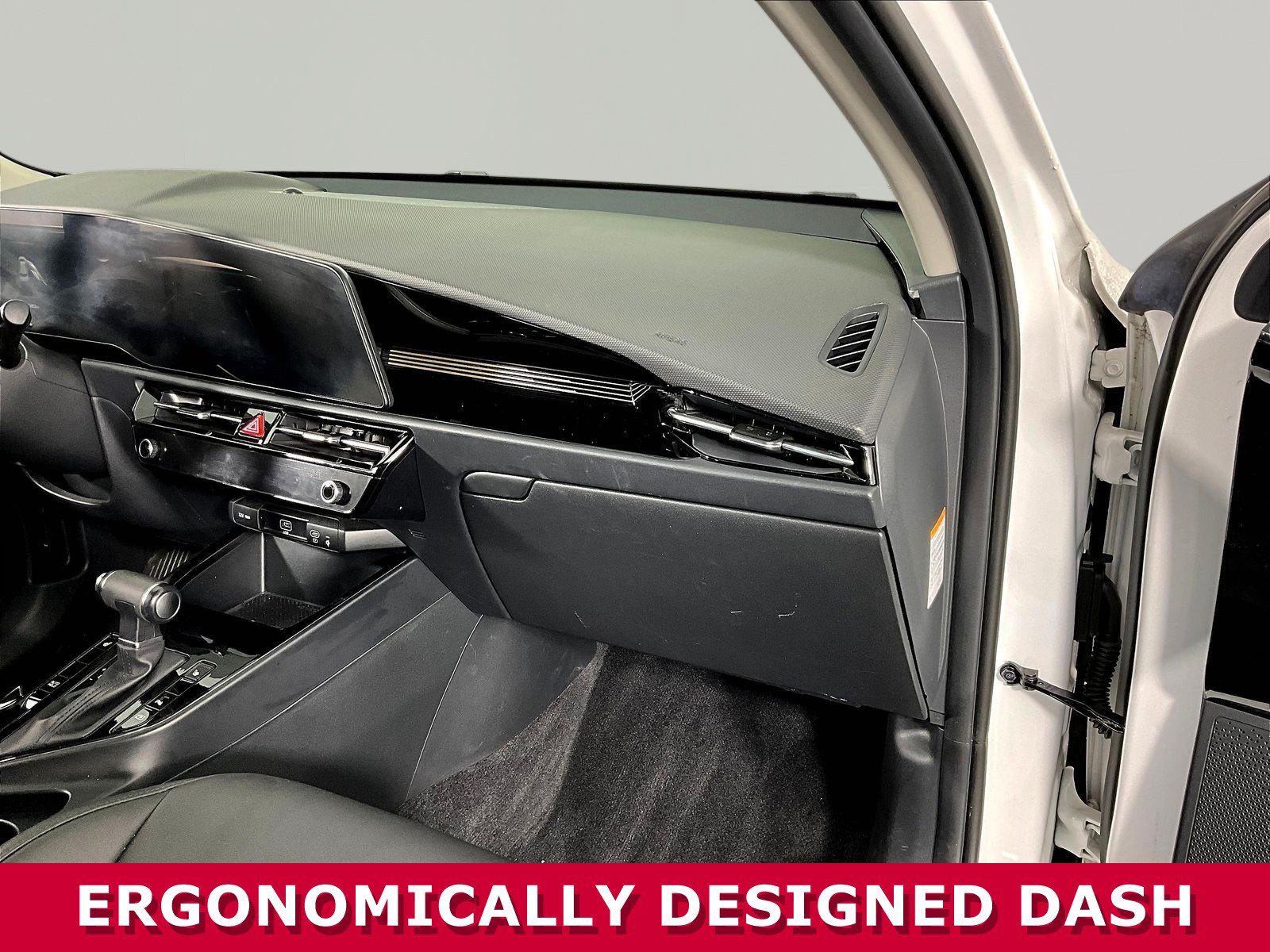 Certified 2024 Kia Niro EX FWD image 25