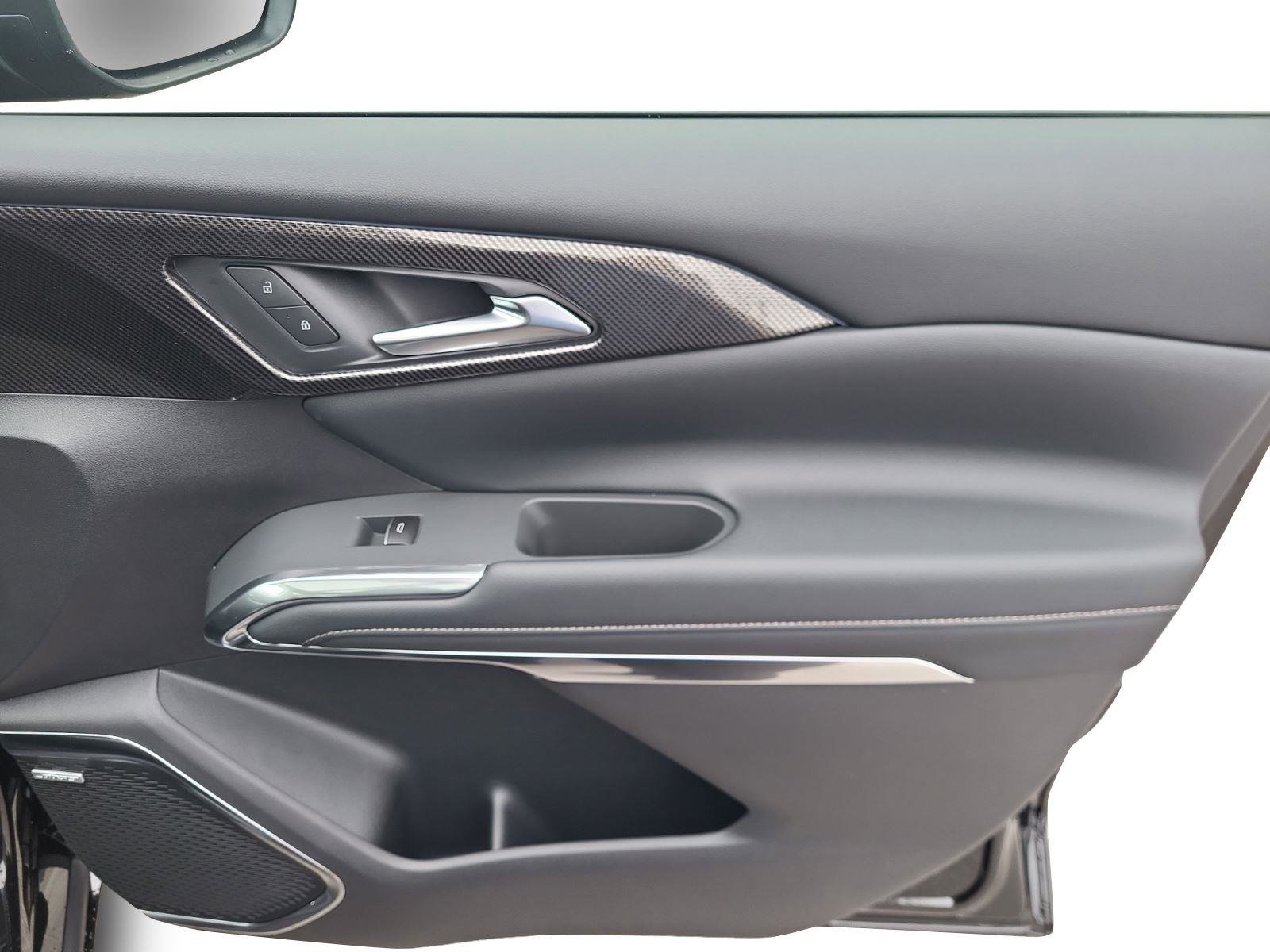 New 2026 Chevrolet Traverse High Country w/ LPO, Floor Liner Package AWD/4WD image 28