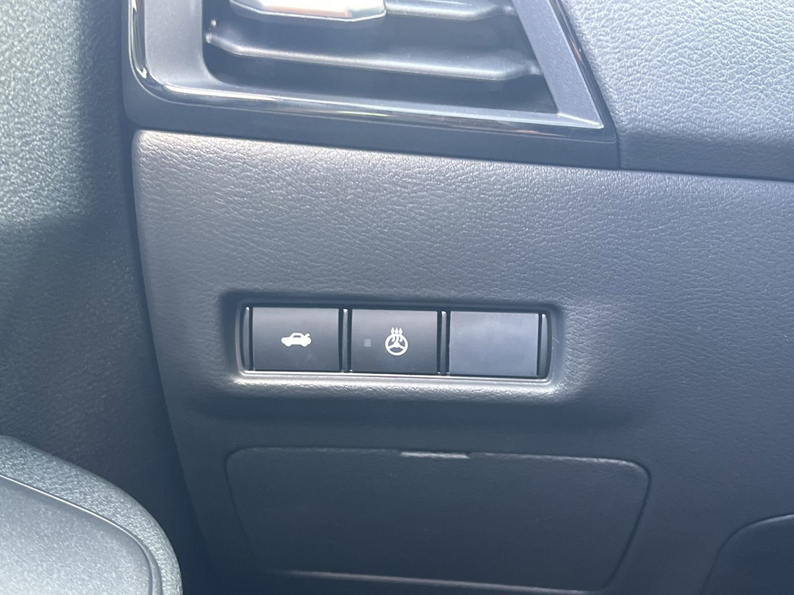 New 2026 Nissan Sentra SV w/ SV Convenience Package FWD image 12