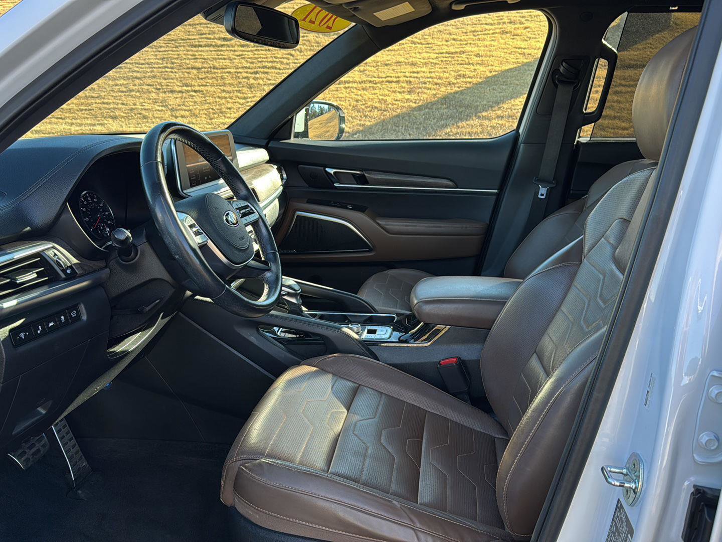 Used 2021 Kia Telluride SX w/ SX Prestige Package image 8