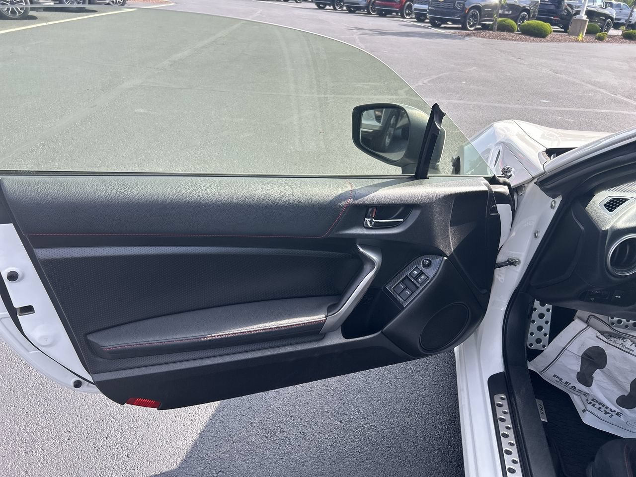 Used 2013 Scion FR-S RWD image 17