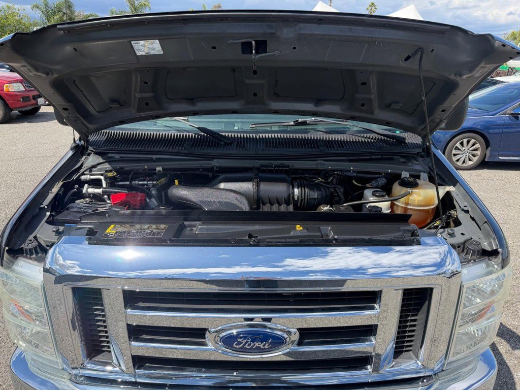 Used 2014 Ford E-350 and Econoline 350 XLT RWD image 47