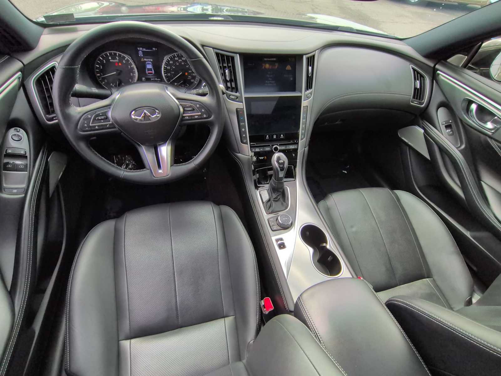 Used 2022 INFINITI Q60 3.0t Luxe w/ Cargo Package AWD/4WD image 16