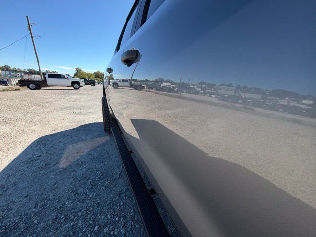 Used 2019 Chevrolet Silverado 1500 Custom Trail Boss w/ Custom Convenience Package AWD/4WD image 38