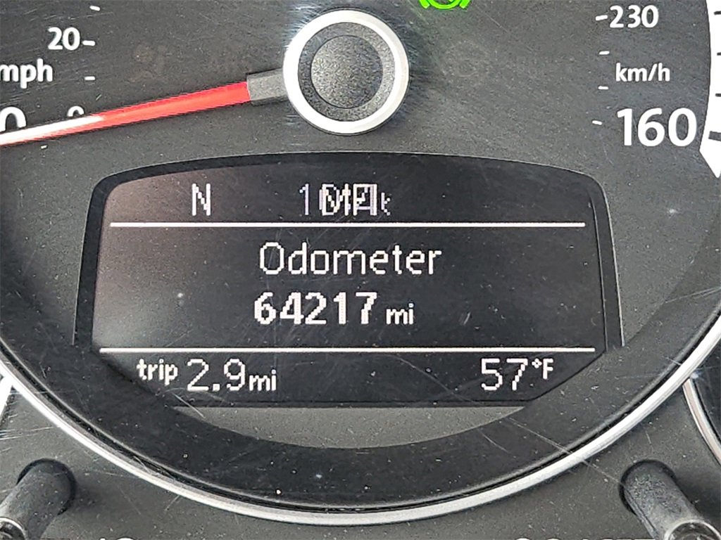 Used 2013 Volkswagen Beetle Turbo image 18