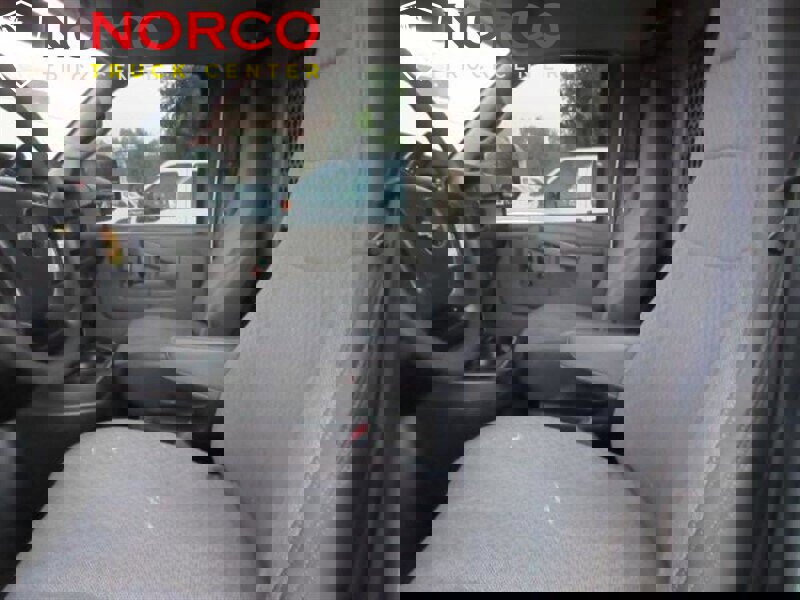 Used 2016 Chevrolet Express 2500 image 13