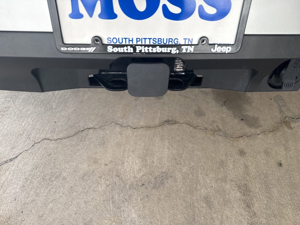 Used 2025 Nissan Pathfinder Platinum AWD/4WD image 32