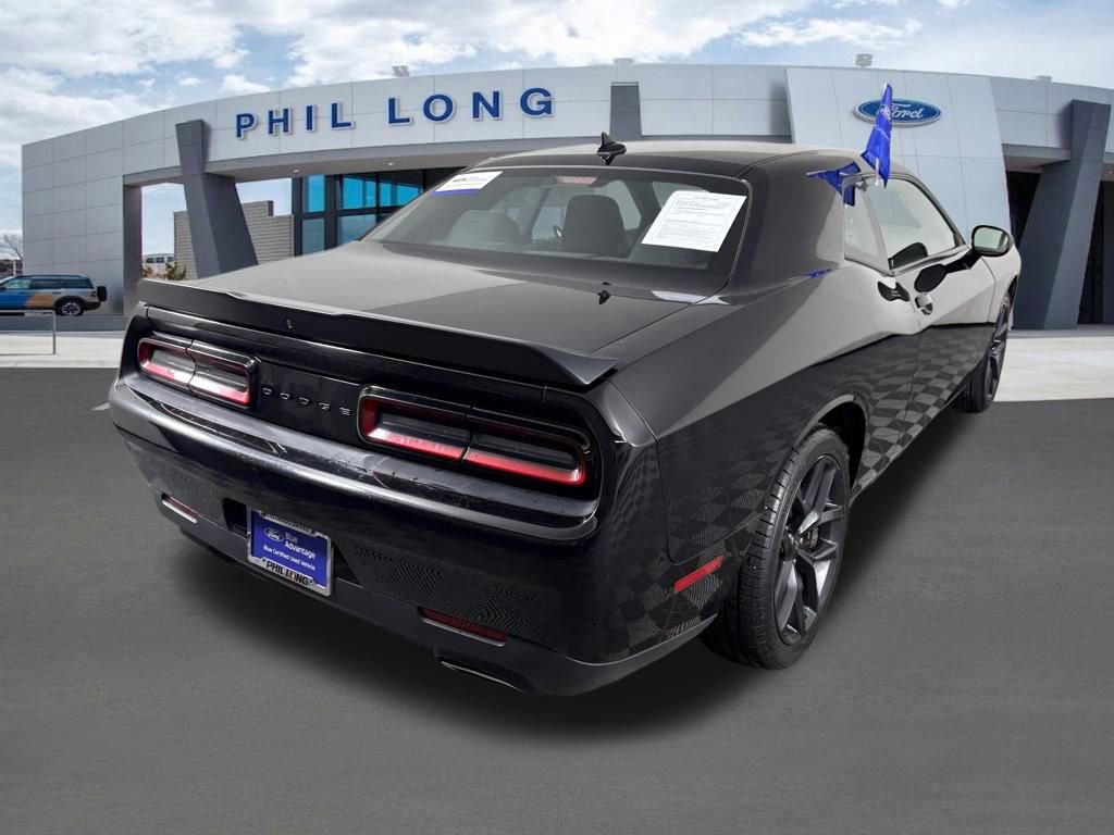 Used 2022 Dodge Challenger SXT w/ Blacktop Package image 7
