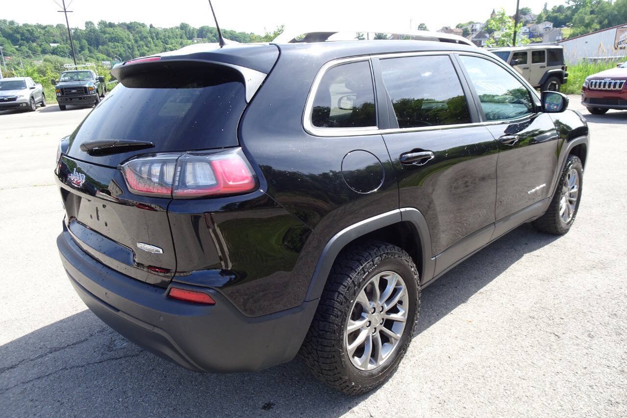 Used 2020 Jeep Cherokee Latitude Plus w/ Cold Weather Group AWD/4WD image 6