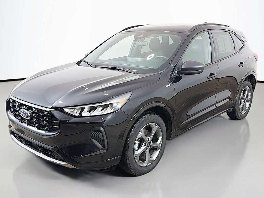 Used 2023 Ford Escape ST-Line w/ Tech Pack #1 image 6