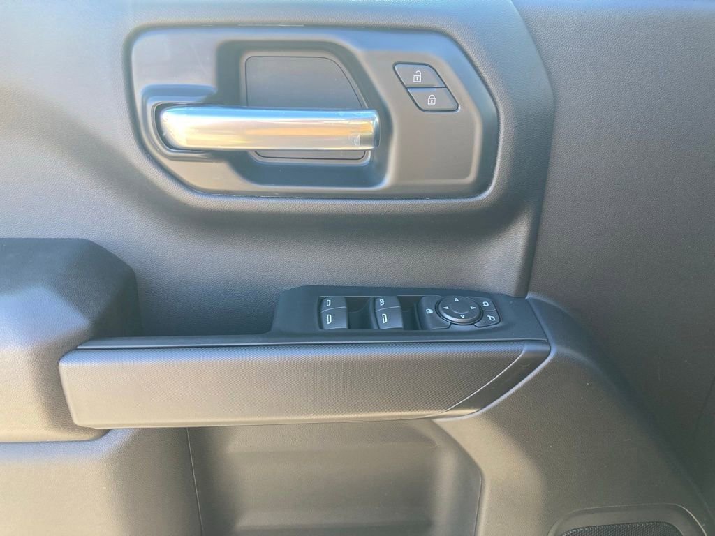 New 2026 Chevrolet Silverado 1500 Custom w/ Turbomax Blackout Package AWD/4WD image 19
