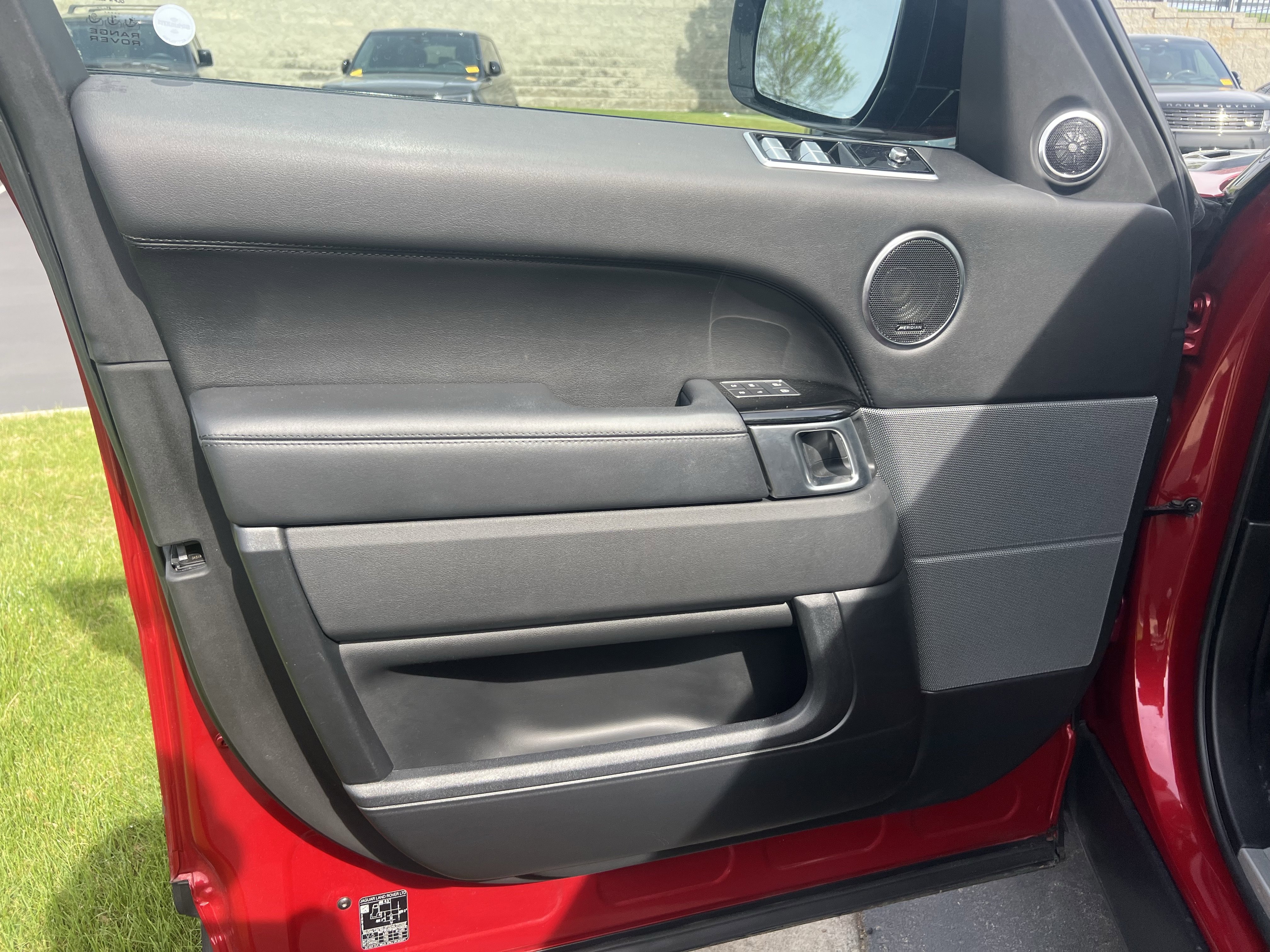 Certified 2022 Land Rover Range Rover Sport HSE Silver Edition image 13