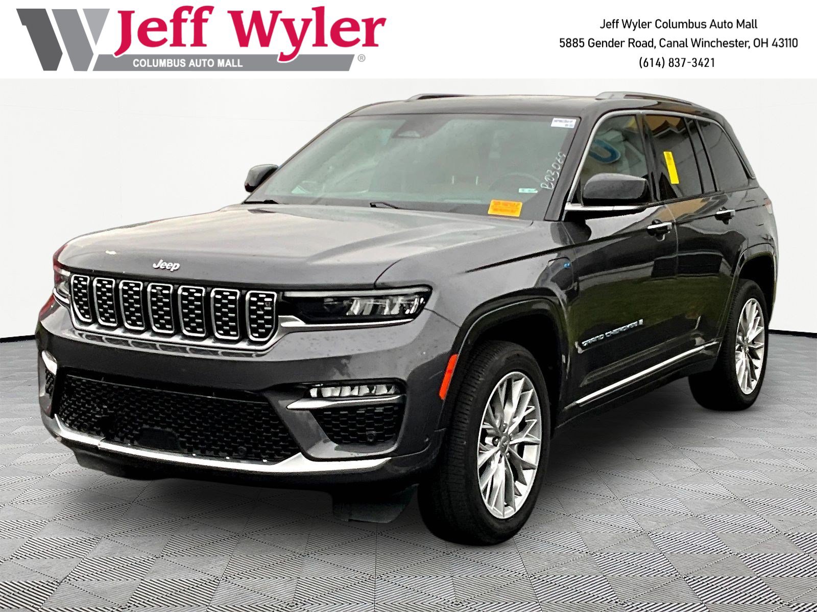 Used 2023 Jeep Grand Cherokee Summit w/ Advanced Protech Group IV