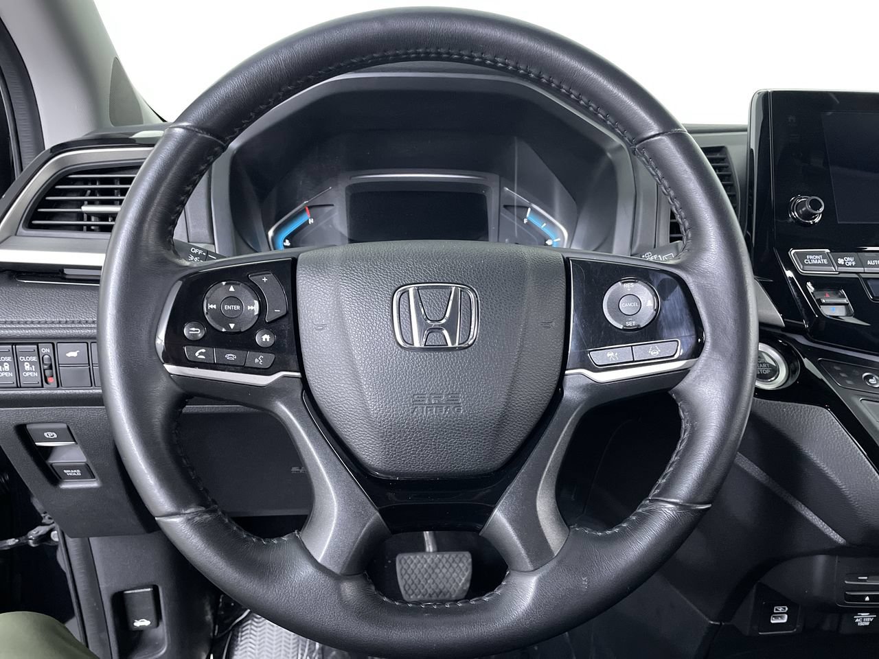 Used 2023 Honda Odyssey Touring image 13
