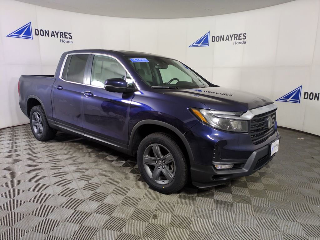 Certified 2023 Honda Ridgeline RTL image 11