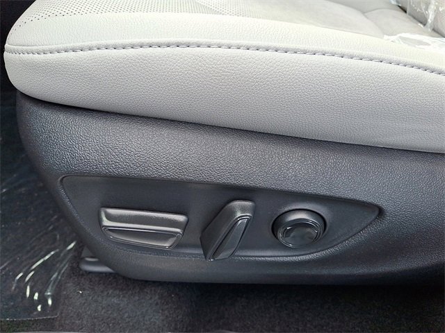 New 2026 Toyota Grand Highlander AWD Hybrid image 8