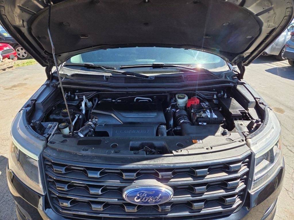Used 2016 Ford Explorer Sport w/ Equipment Group 401A AWD/4WD image 9
