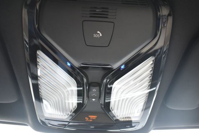 Used 2020 BMW X5 sDrive40i w/ Executive Package image 36