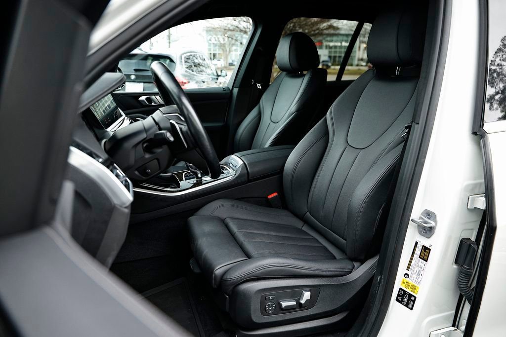 Used 2021 BMW X5 xDrive40i w/ Premium Package 2 image 20