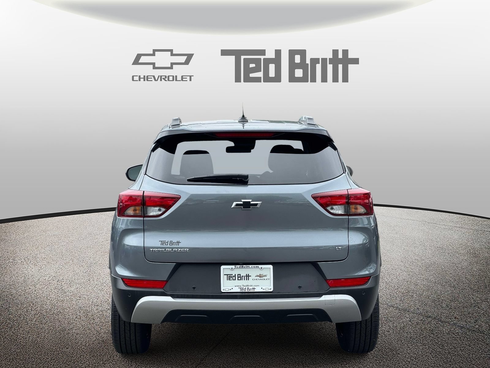 Used 2022 Chevrolet TrailBlazer LT w/ Convenience Package FWD image 5