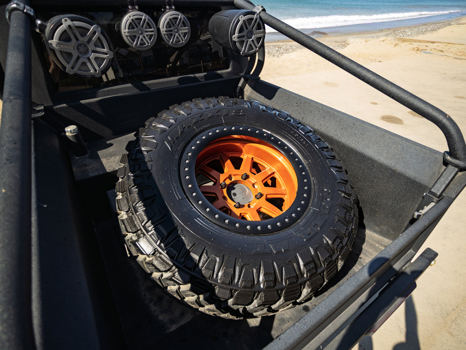 Used 2014 Jeep Wrangler Unlimited Rubicon w/ Connectivity Group image 23