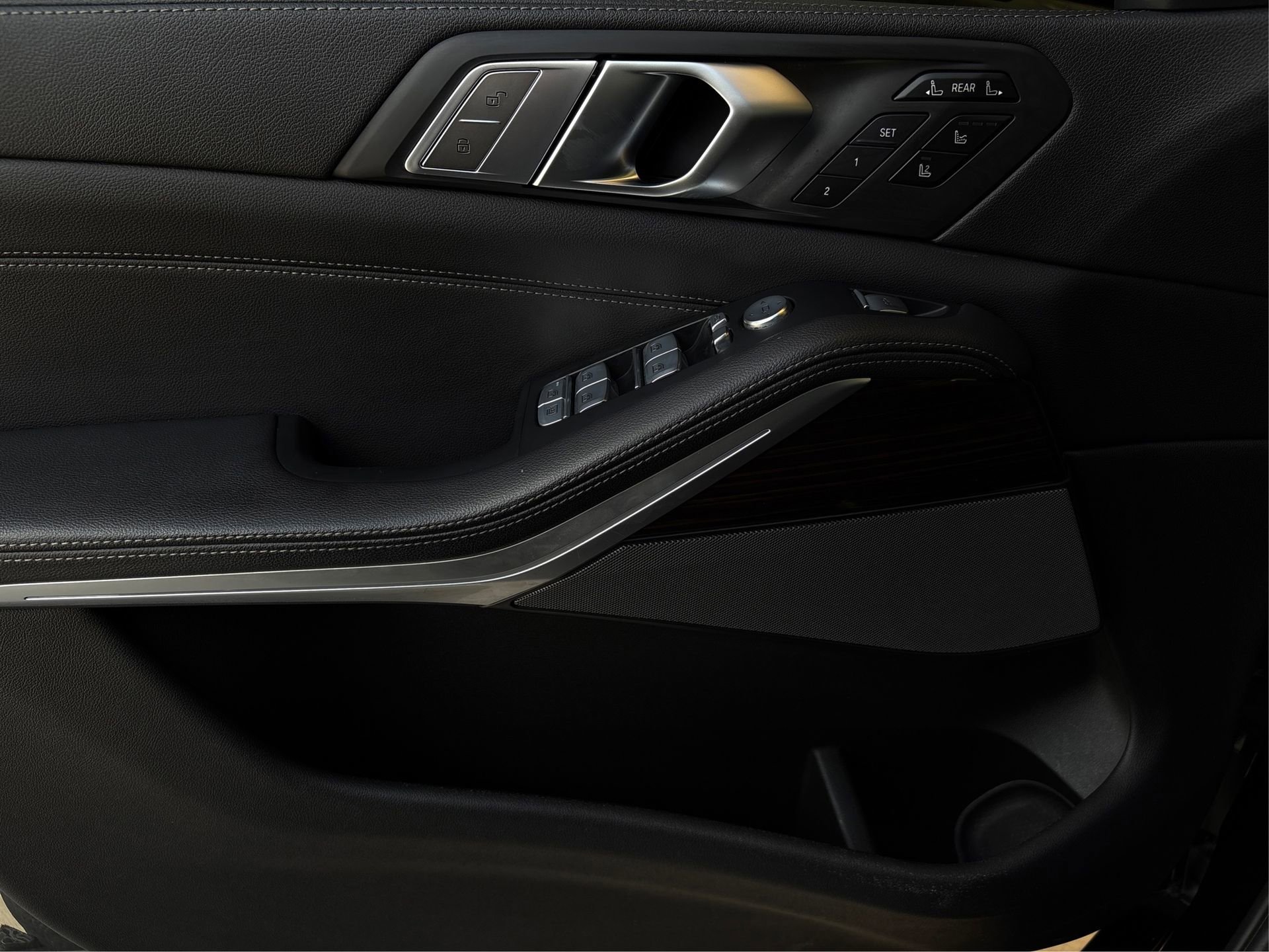 Used 2021 BMW X7 xDrive40i image 21