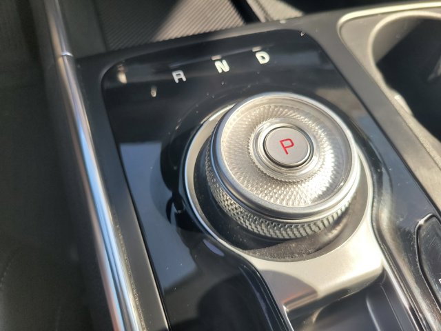 Used 2026 Kia Carnival EX FWD image 18