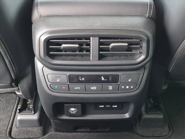 Used 2025 Honda Pilot Elite image 16