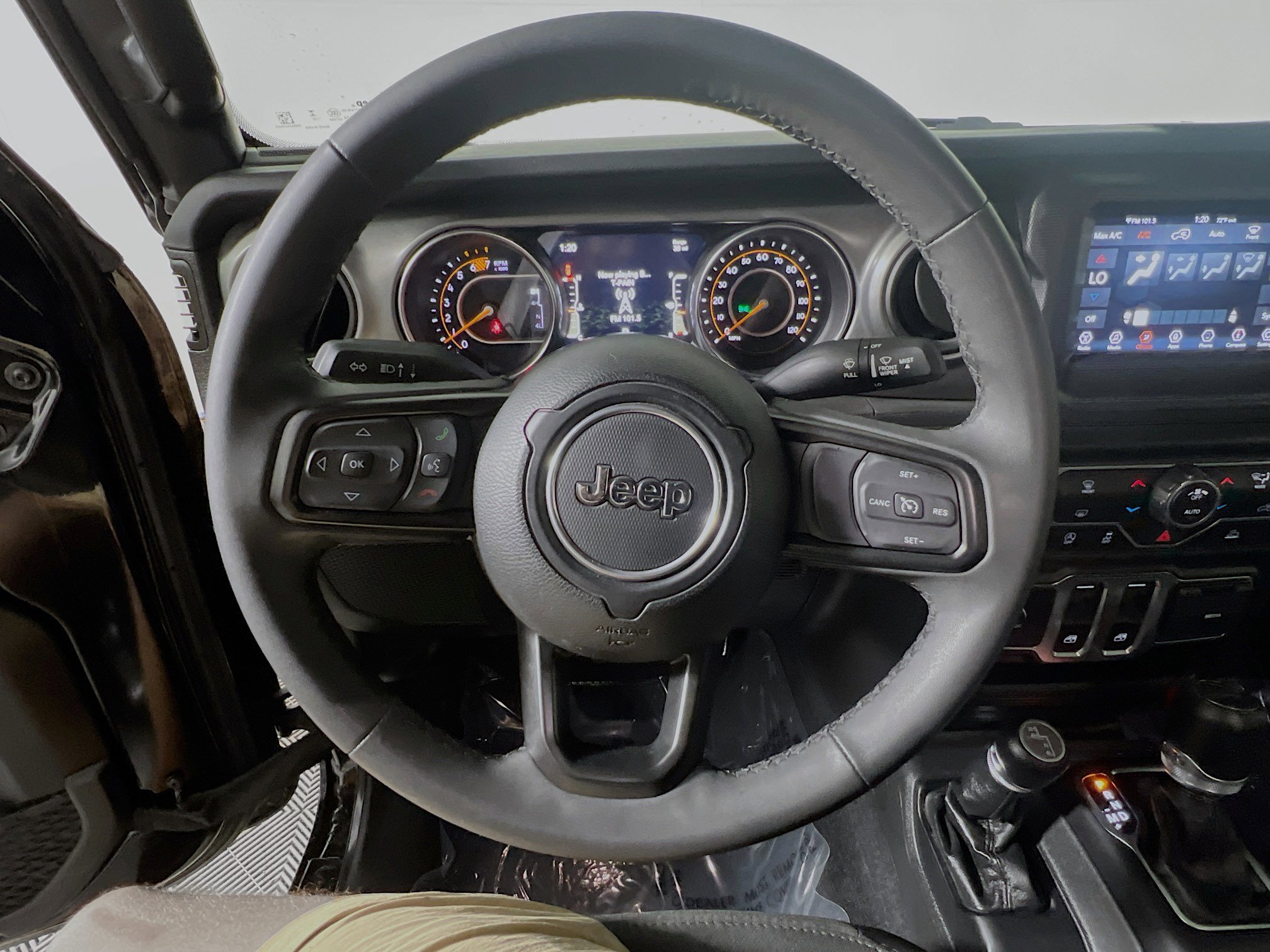 Used 2023 Jeep Wrangler Sport S AWD/4WD image 18