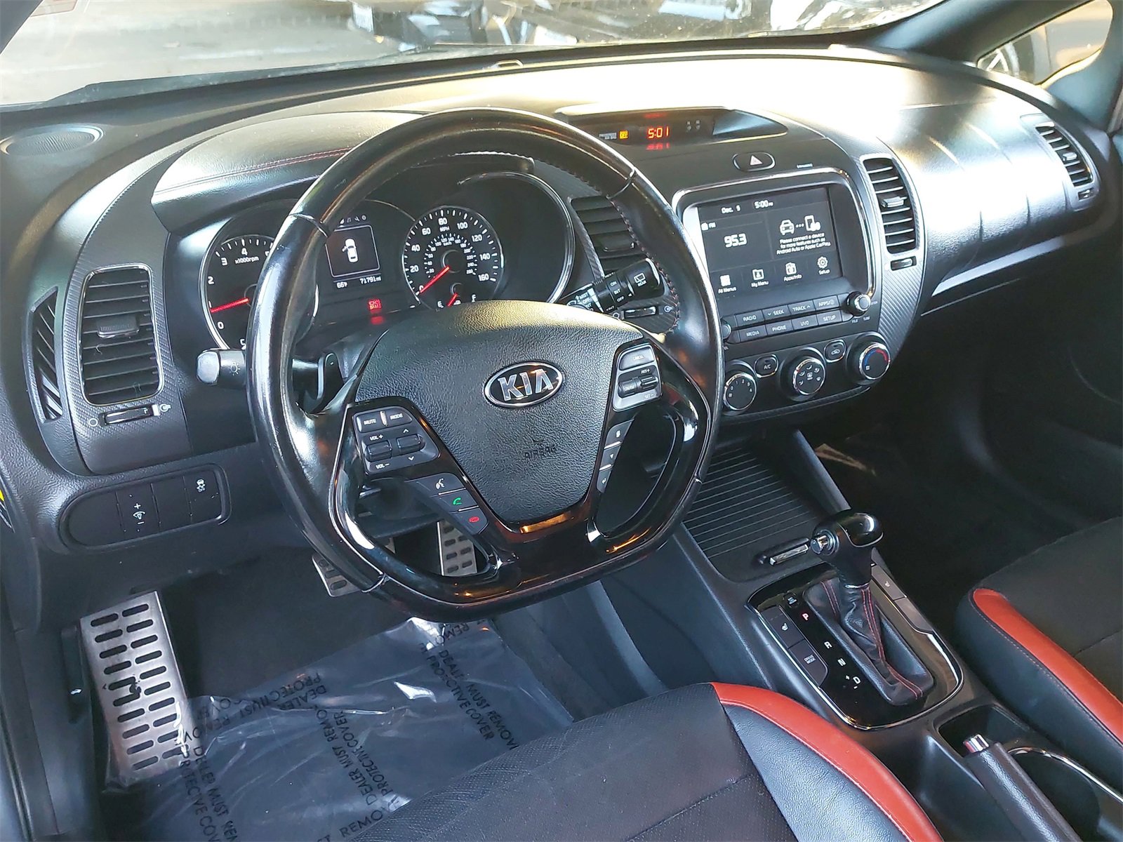 Used 2018 Kia Forte SX image 15