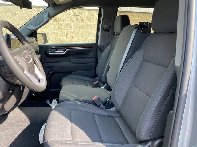 New 2026 GMC Sierra 1500 Elevation image 15