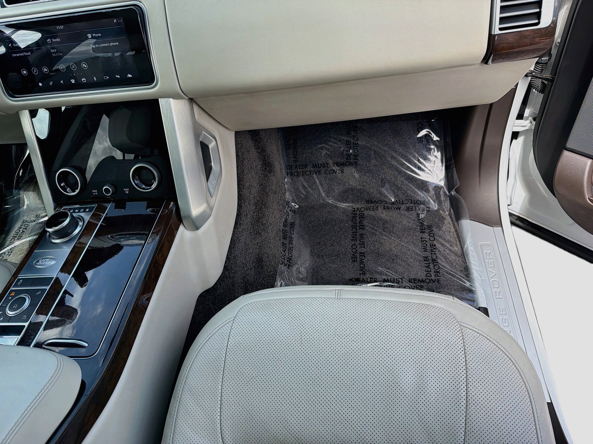 Used 2021 Land Rover Range Rover Westminster Edition AWD/4WD image 19