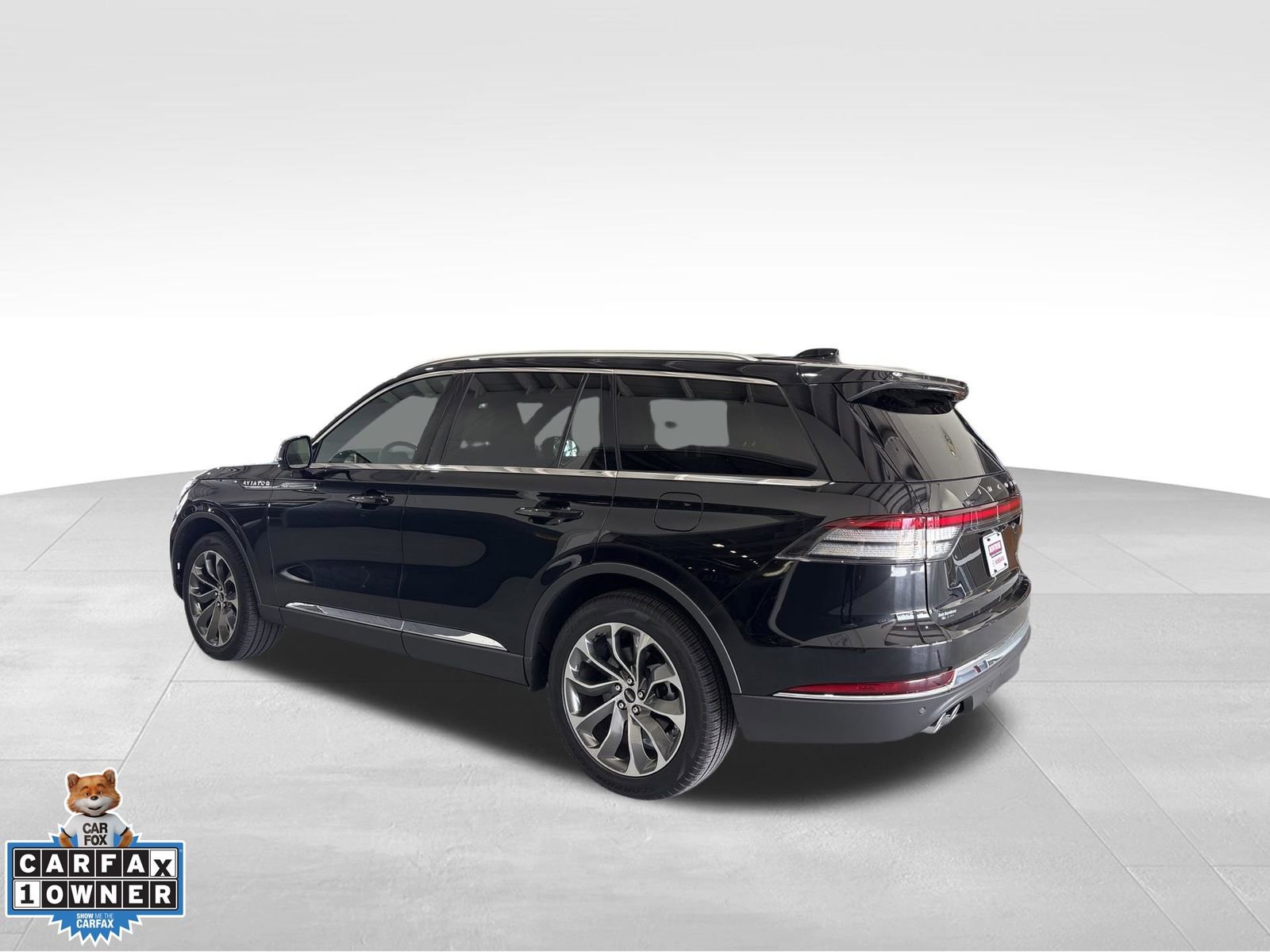 Used 2025 Lincoln Aviator Reserve w/ Illumination Package AWD/4WD image 4