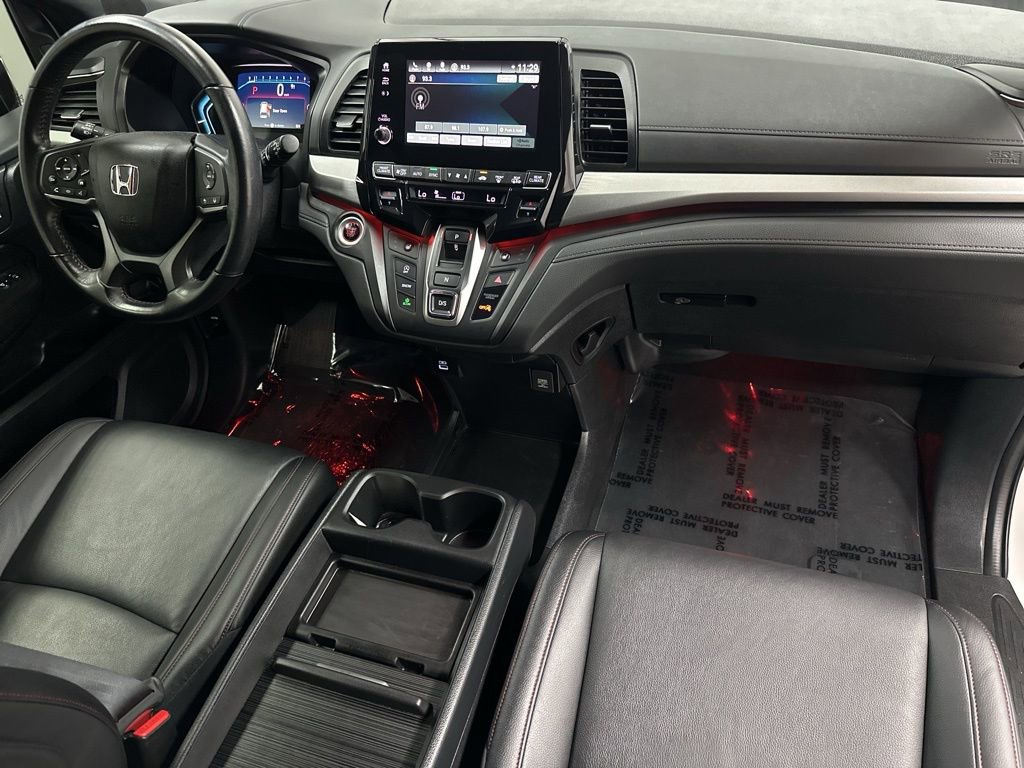 Used 2024 Honda Odyssey Sport image 11
