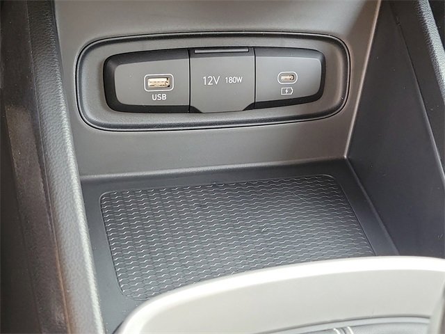 New 2026 Hyundai Venue SE image 11