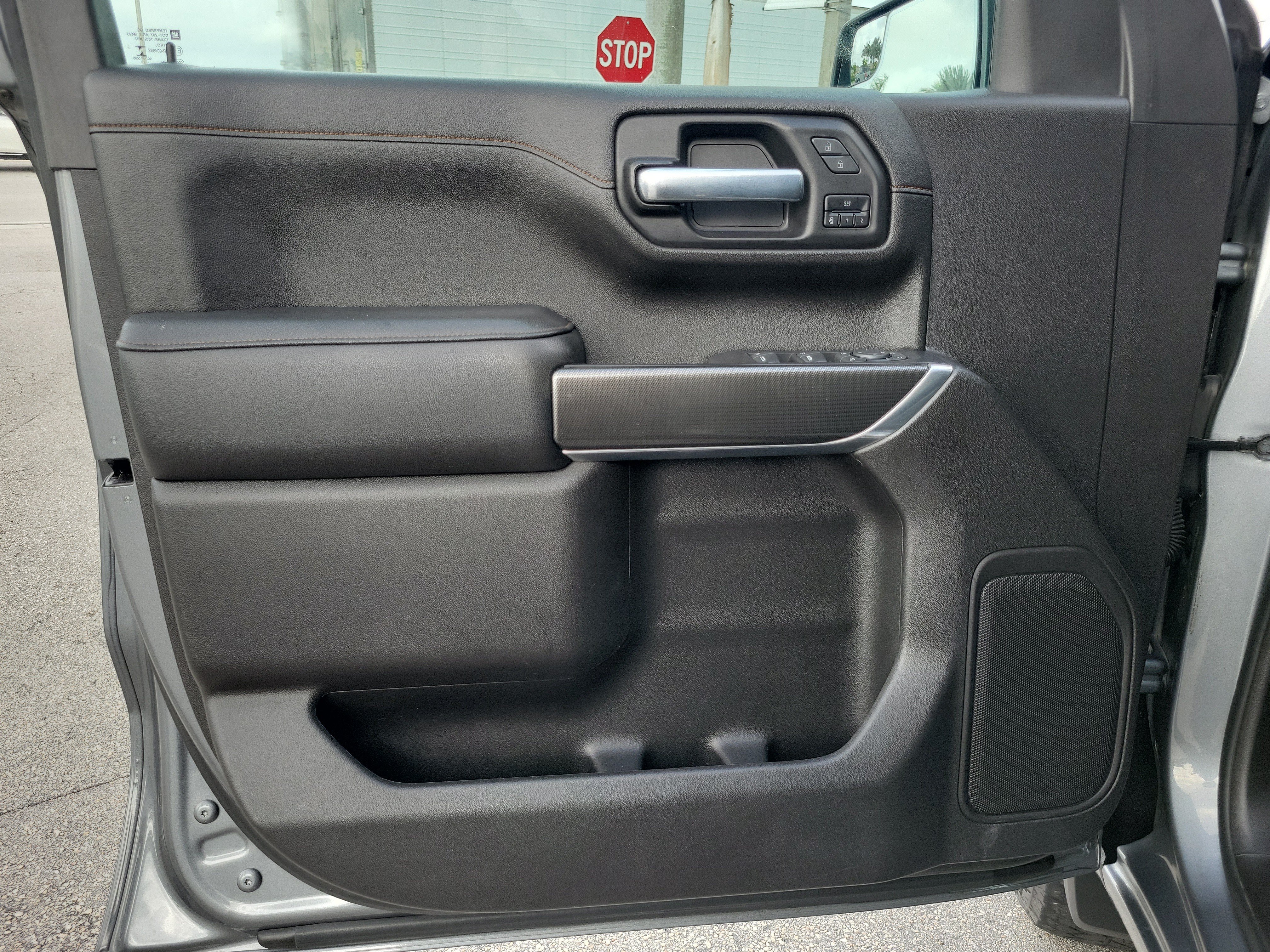 Used 2021 GMC Sierra 1500 AT4 AWD/4WD image 17