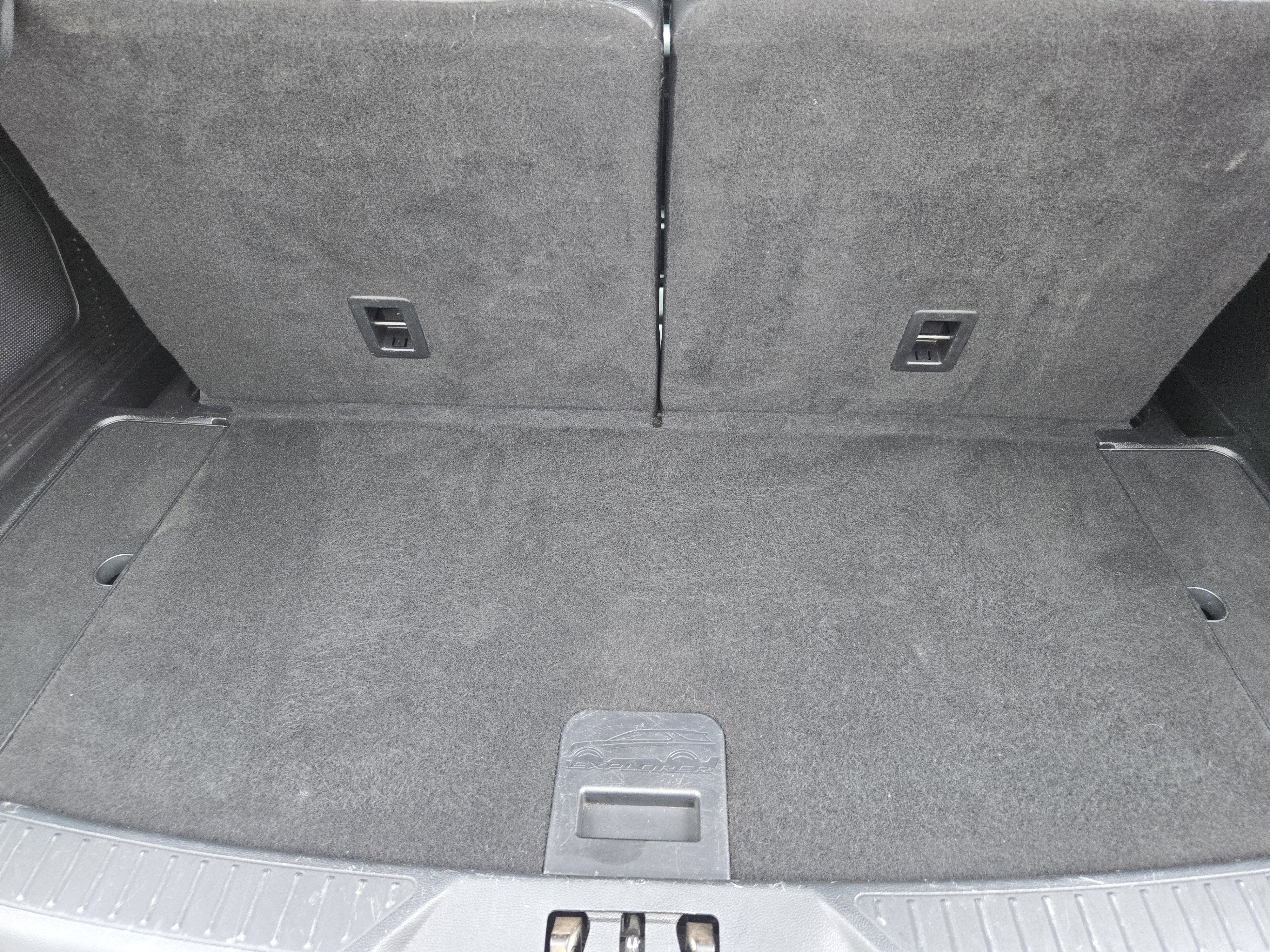 Used 2020 Ford Explorer Limited w/ Class III Trailer Tow Package image 36